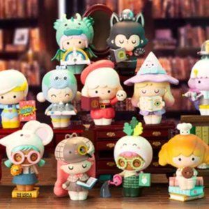 Momiji Pop Mart Book Shop Series Complete Set